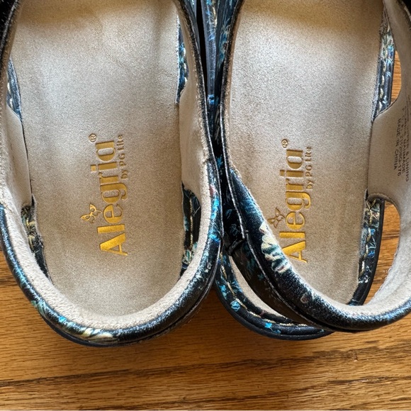 Alegria Floral Sandal with back strap - Size 40 - Picture 4 of 4